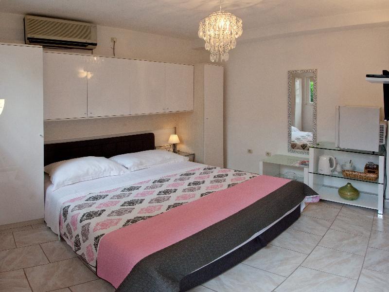 Apartment Alma Spalato Esterno foto