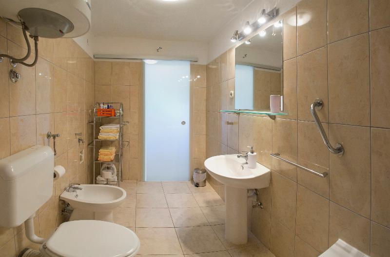 Apartment Alma Spalato Esterno foto