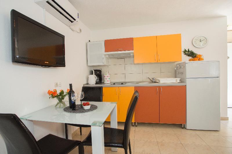 Apartment Alma Spalato Esterno foto